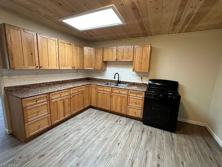 3215 Clearwater St NW — Photo 9