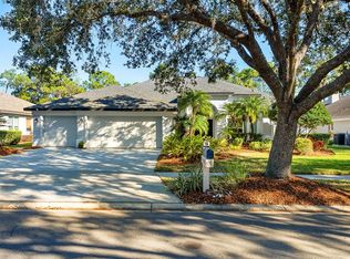 5433 Burnt Hickory Dr, Valrico, FL 33596