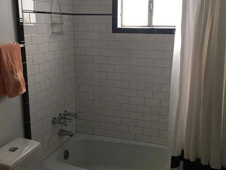 E Blacklidge Dr — Photo 17