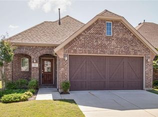 920 Montgomery Way, Lantana, TX 76226