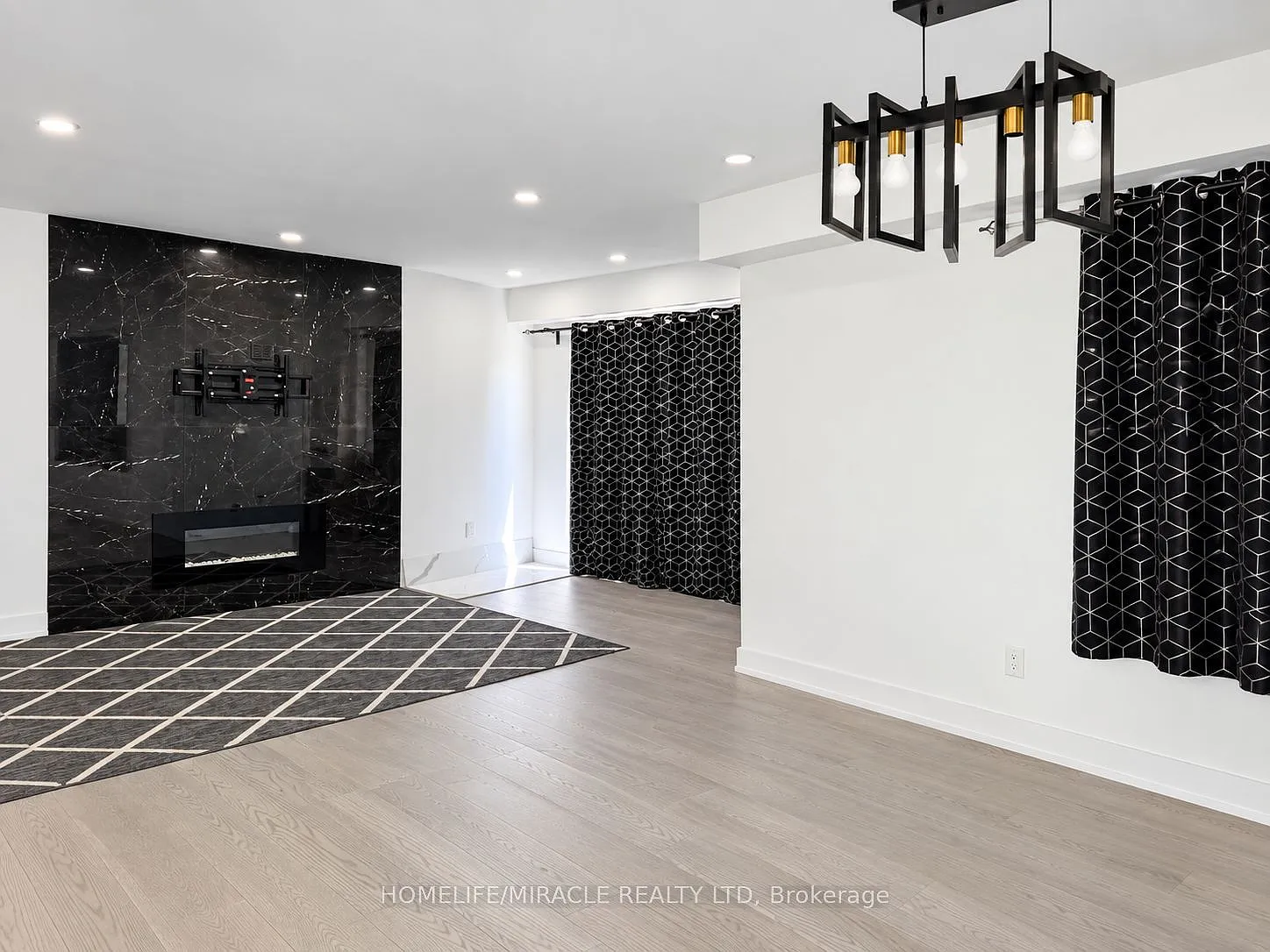 4 bed, $3,250 — Photo 4