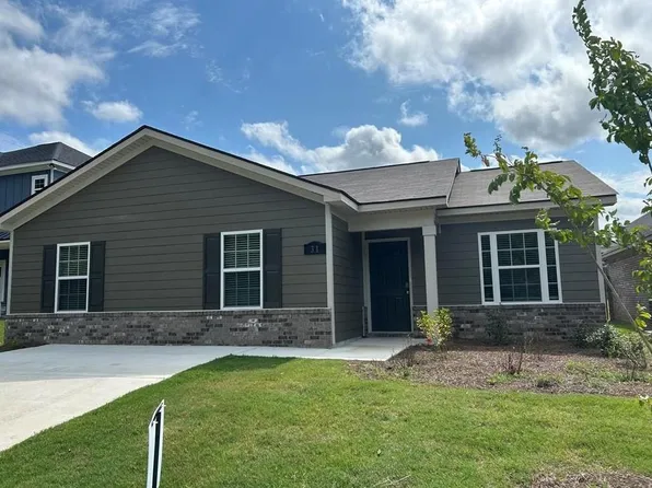 31 Whiterock Rd, Phenix City, AL 36869