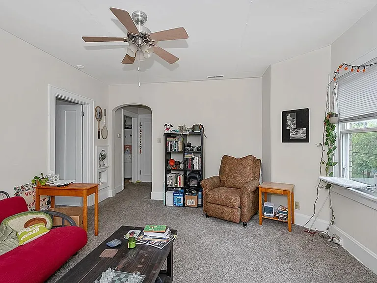 2405 Ohio Ave — Photo 3