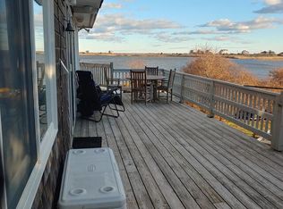 32 5th Ave, Charlestown, RI 02813