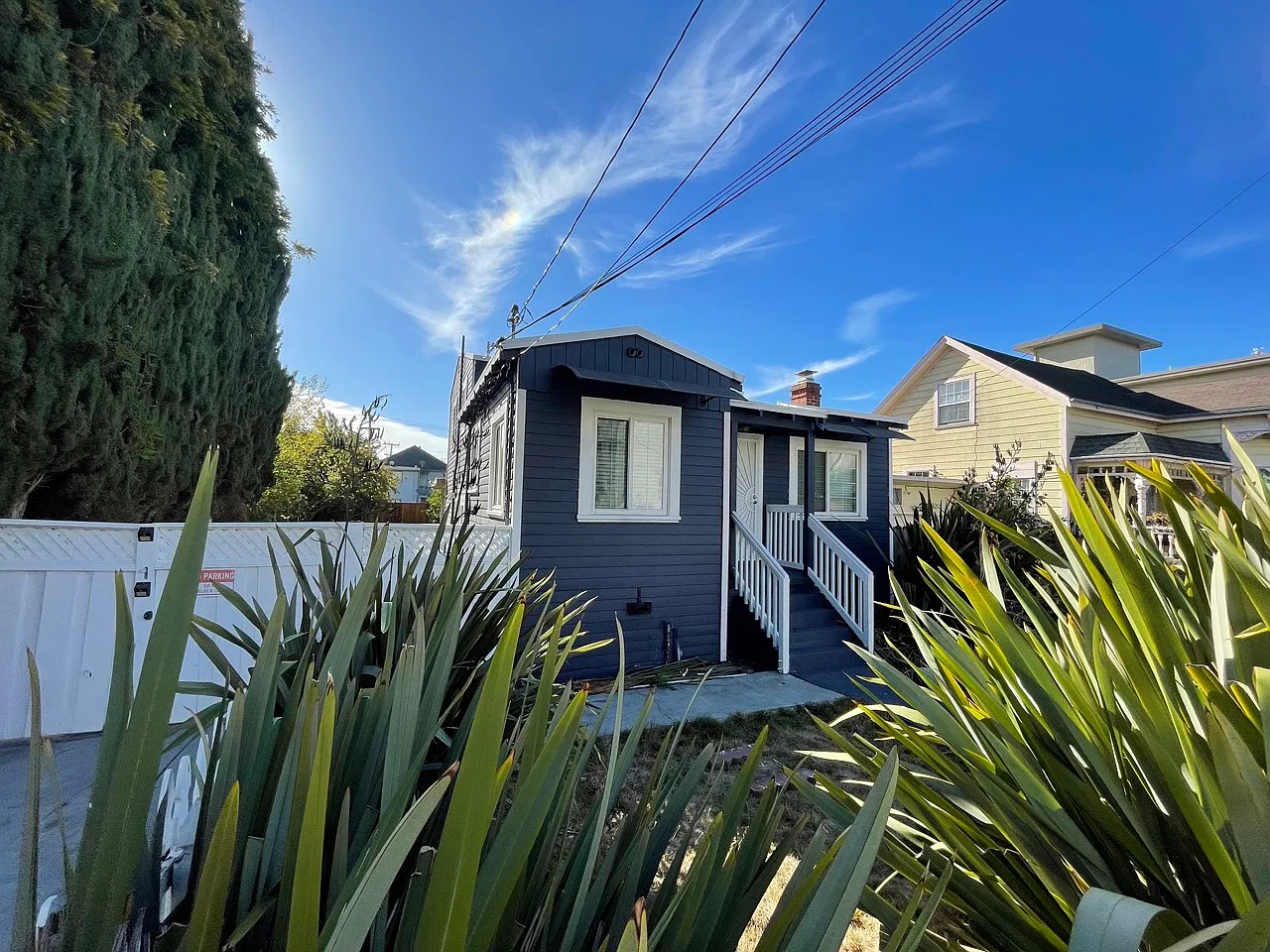 3 bed, 1254 sqft, $3,700 — Photo 3