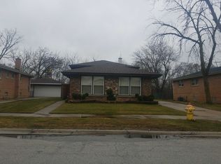 219 Riverside Dr, Dolton, IL 60419