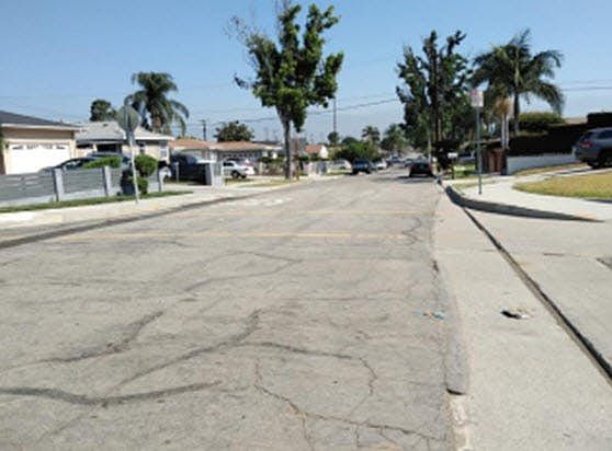 3rd image of 833 Larimore Ave
