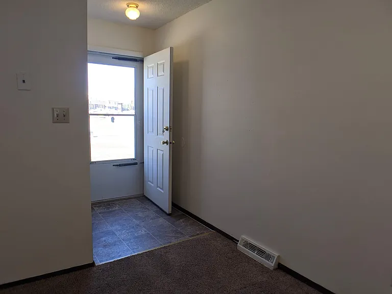 596 Roma Ct #C — Photo 2