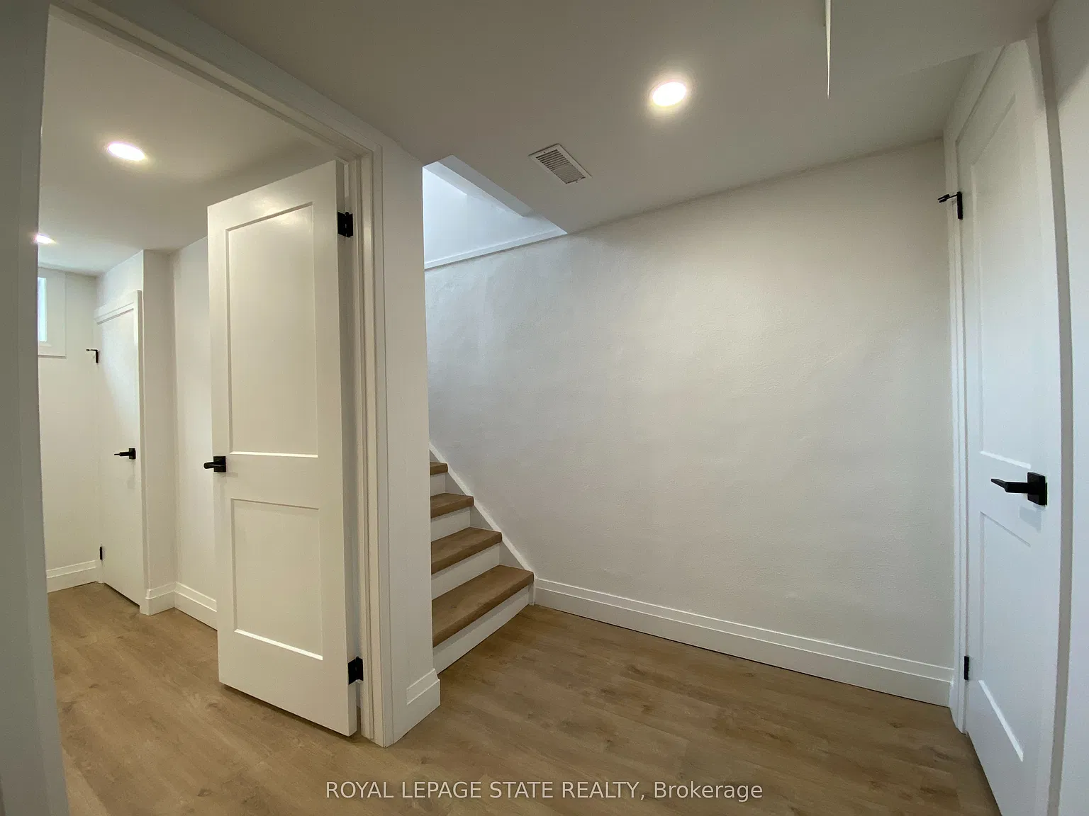 2 bed, $2,100 — Photo 3