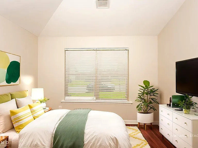 70 Briar Ridge Ln — Photo 3