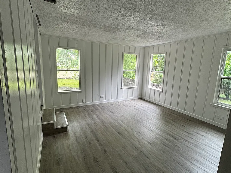 5317 Kilpatrick Ave — Photo 23