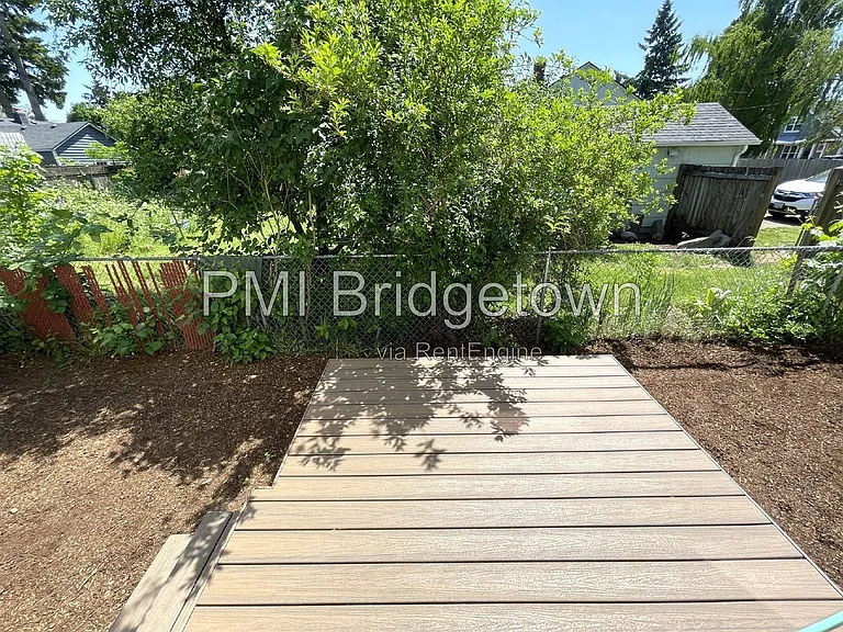 6308 SE Duke St — Photo 17