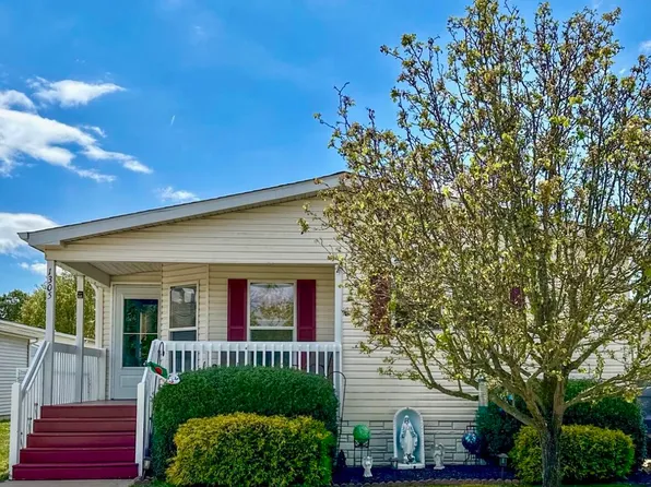 1305 Floral Way, Manchester, NJ 08759