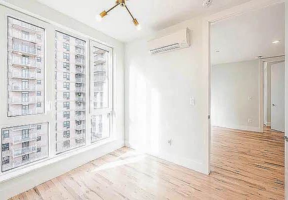 2nd image of 3013 Barker Ave #7Z
