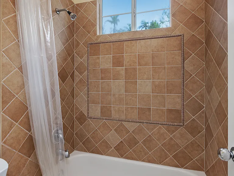 11323 E San Raphael Driveway — Photo 32