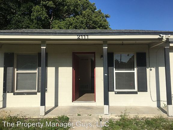 4th image of 2111 Hartwell Ave