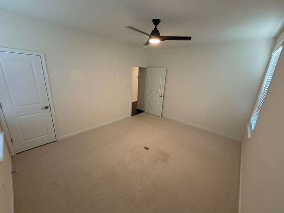 3rd image of 16037 Cambria Cove Blvd