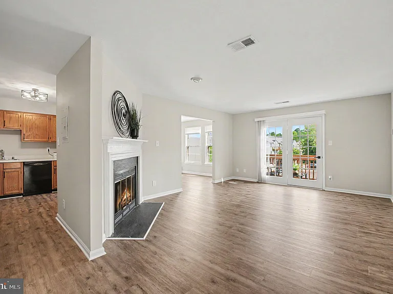 12554 Kempston Ln — Photo 5