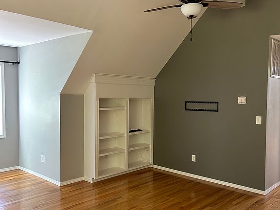 3rd image of 2901 96th St NW