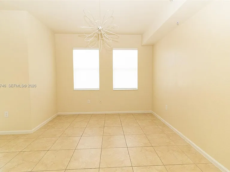 11603 NW 89th St #201 — Photo 5