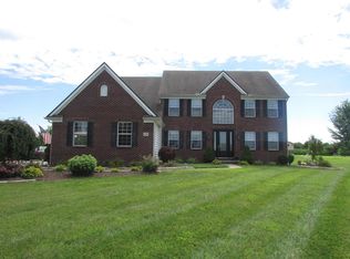 108 Timber Creek Dr, Alexandria, OH 43001