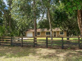 16356 E Downers Dr, Loxahatchee, FL 33470