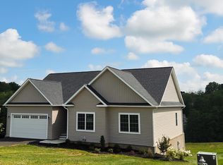 5240 Country Meadow Dr, Dublin, VA 24084