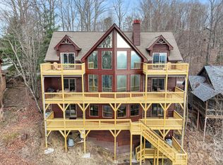 277 Kestrel Ct, Sapphire, NC 28774