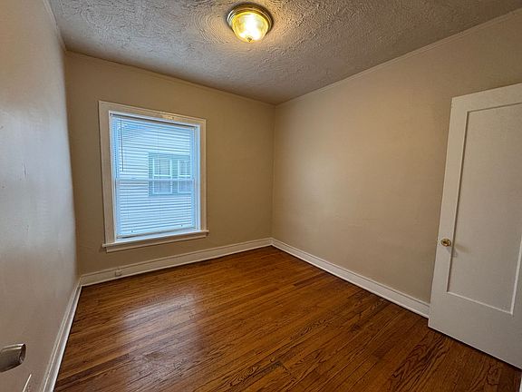 2nd image of 5810 W Erie St #2