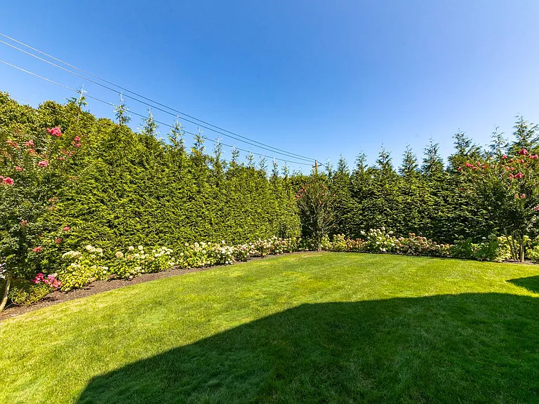 443 Sagaponack Rd — Photo 31