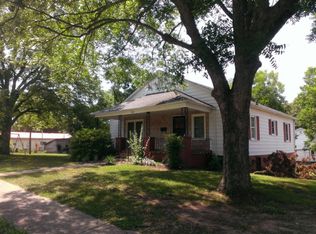 902 Beech St, Gaffney, SC 29340