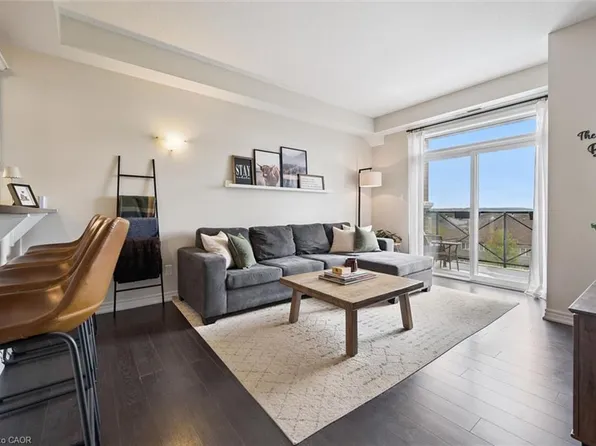 2 Colonial Dr #403, Guelph, ON N1L 0K8
