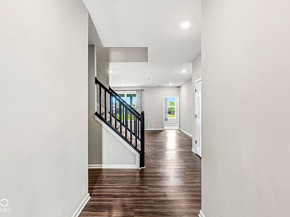 4th image of 1108 Cortland Ln