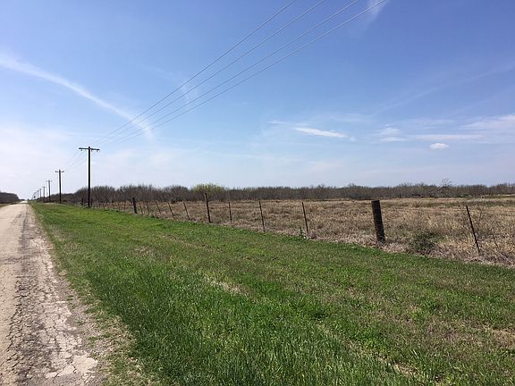 4th image of 1200 County Road 321