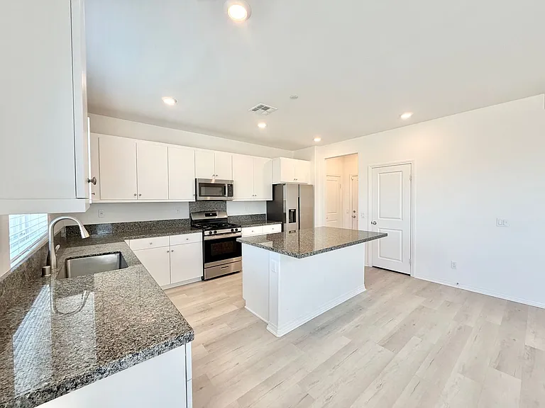 36980 Camino Springs Ave — Photo 13