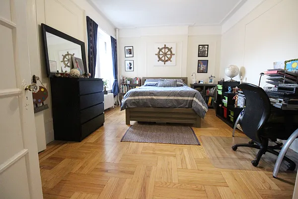 Rented by Luxor Homes & Investment Realty | media 35