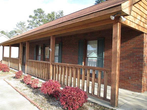 3rd image of 264 Lee Road 501