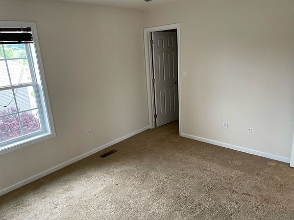 2nd image of 14 Taylor Dr