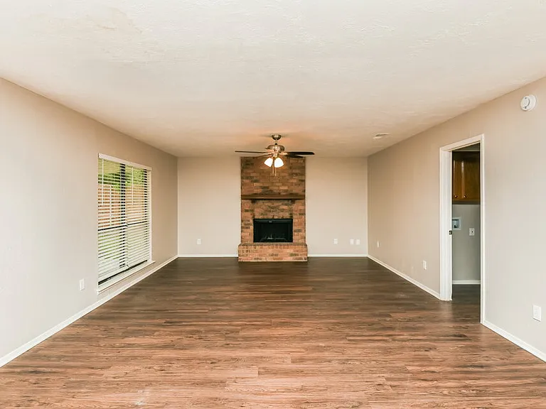 3956 Wrenwood Dr — Photo 5