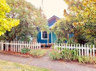 7779 10th Ave SW, Seattle, WA 98106