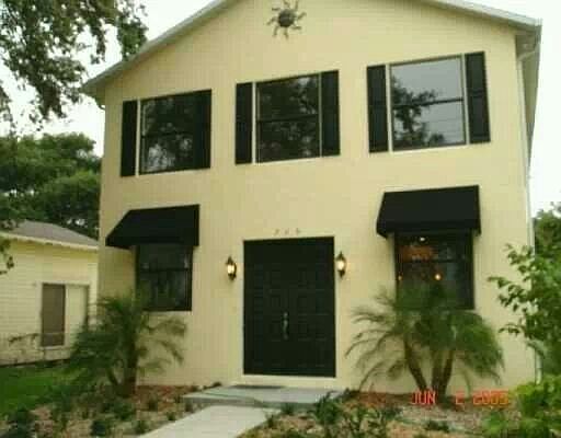 1st image of 706 E Columbus Dr