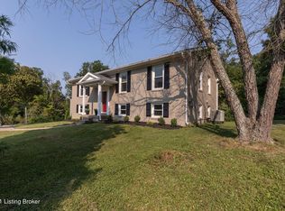 2003 Wildbriar Ct, La Grange, KY 40031