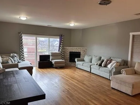 54-56 Oriental St, Newark City, NJ 07104