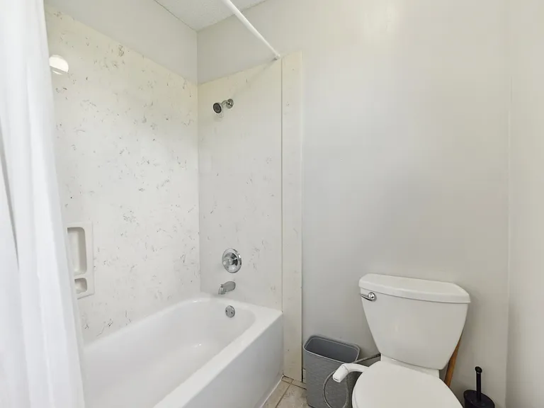 3217 Honeysuckle Dr — Photo 28