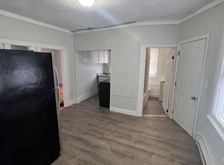 10 Barnes St FLOOR 3, Pawtucket, RI 02860