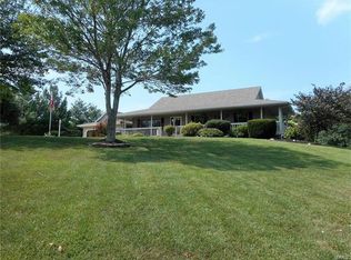 3350 Bush Dr, Highland, IL