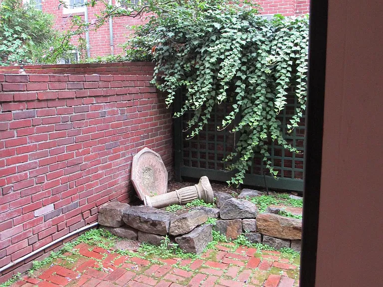 419 S Quince St — Photo 30