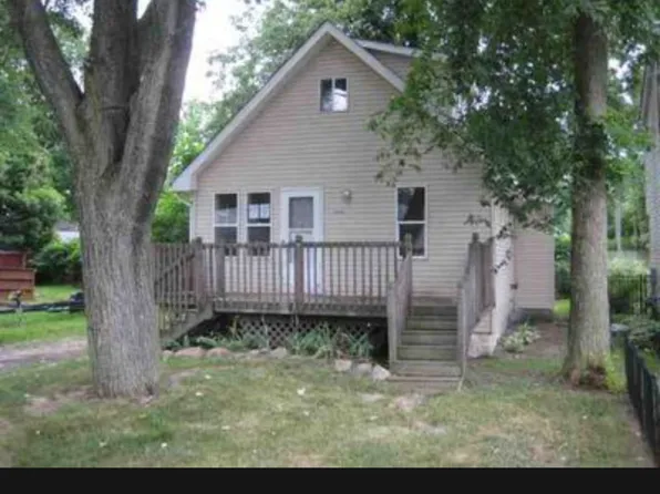 3045 Norcott Dr, Keego Harbor, MI 48320
