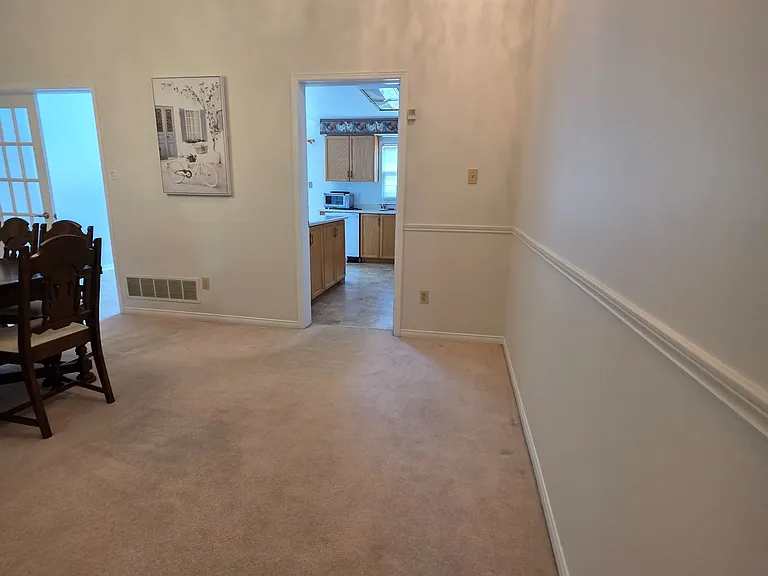 9 Stornwood Ct #9 — Photo 5