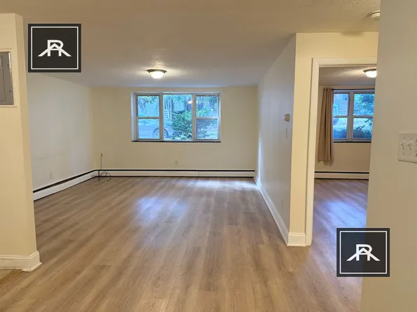 221 Kent St #5, Brookline, MA 02446